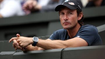 Juan Carlos Ferrero, durante un partido de Alcaraz en Wimbledon.