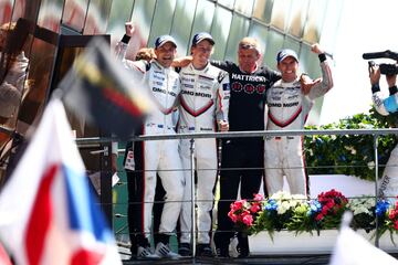 Timo Bernhard, Earl Bamber y Brendon Hartley se han proclamado vencedores de las 24 horas de Le Mans con el Porsche número dos