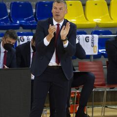 "Gasol está en el club de los 40, estira con Navarro y conmigo"