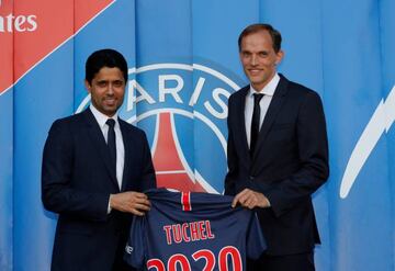 Nice touch | Paris St Germain Introduce new coach Thomas Tuchel.