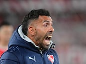 Tevez apuesta por el Rojo