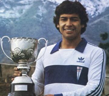 22 de abril de 1958: Nace Jorge 'Mortero' Aravena, ex volante de la Selección Chilena, Universidad Católica y Puebla de México, entre otros equipos. 