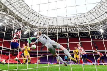 Las mejores im¨¢genes del Atl¨¦tico de Madrid - Barcelona de Champions League femenina