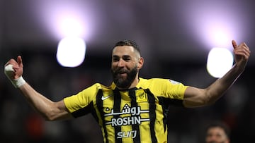 Fútbol - Al Ittihad | 108 millones en salario | 8 millones en patrocinios = 116 millones de dólares