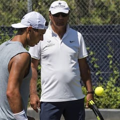 Toni Nadal: "Es muy difícil ganarle tres sets a Rafa Nadal en Roland Garros"