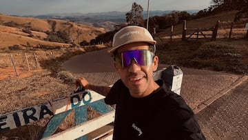 “Adoro los vinos, la empanada de horno y estoy enamorado del pan amasado... Chile es maravilloso”