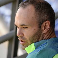 Oficial: Iniesta, baja para el derbi