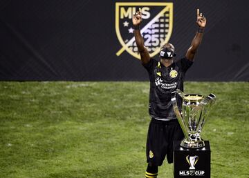 El resultado final fue un contundente 3-0 a favor de Columbus, que con ello levantó su segundo título de Major League Soccer.