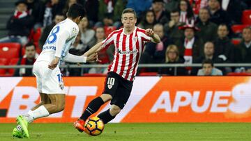 Un penalti de Raúl García eleva al Athletic en el barullo