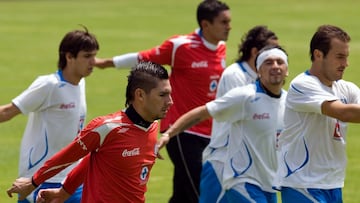 SOCCER/FUTBOL
CLAUSURA 2009
ENTRENAMIENTO CRUZ AZUL
MEXSPORT DIGITAL IMAGE
PAction photo of Yosgart Gutierrez of Cruz Azul, during a training session./Foto de accionbde Yosgart Gutierrez de Cruz Azul, durante una sesion de entrenamiento.11 June 2009. MEXSPORT/OMAR MARTINEZ
