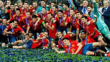UDINE, ITALY - JUNE 30: Players of Spain celebrate after winning the 2019 UEFA U-21 Final between Spain and Germany at Stadio Friuli on June 30, 2019 in Udine, Italy. (Photo by TF-Images/Getty Images)