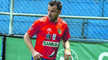 Fue invitado de honor para el partido donde estaba en juego la Copa Cementos Progreso