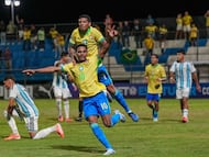 According to AS, the Catalan club is intensifying its efforts to secure the signing of Eduardo Conceição.