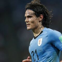 Cavani, MVP: "Sentí un pinchazo, me someteré a pruebas"