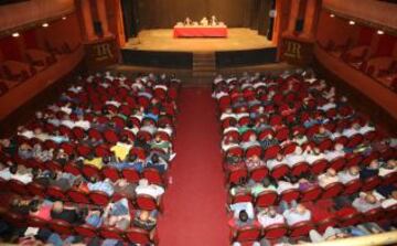 Llenazo en el Teatro Regio.