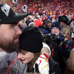 Travis Kelce by her side: Taylor Swift shares family health scare