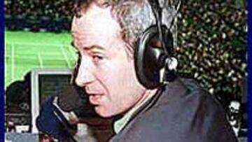 El ex tenista John McEnroe comenta actualmente el Torneo de Wimbledon para las cadenas de televisión NBC y BBC.