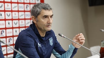 LEZAMA (BIZKAIA), 16/01/2026.- El entrenador del Athletic de Bilbao, Ernesto Valverde, ha ofrecido este viernes una rueda de prensa previa al partido liguero del sábado ante el Mallorca en Son Moix. EFE/ Miguel Toña