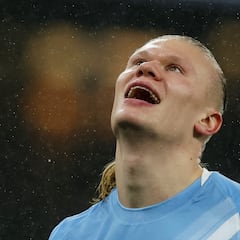 Is Erling Haaland injured? Manchester City striker substituted as concerns mount