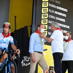 Prudhomme, director del Tour, también se viste de San Fermín