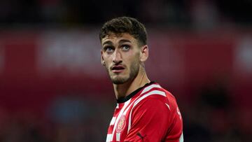 GIRONA, SPAIN - MARCH 13: Santi Bueno of Girona FC looks on during the LaLiga Santander match between Girona FC and Atletico de Madrid at Montilivi Stadium on March 13, 2023 in Girona, Spain. (Photo by Alex Caparros/Getty Images)