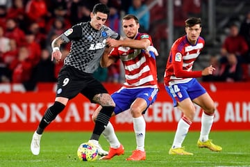 02/12/22  PARTIDO SEGUNDA DIVISOIN 
GRANADA - ALAVES 
MIGUEL DE LA FUENTE E IGNASI MIQUEL