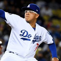 Julio Urías causa sensación con su nuevo look, en su regreso a la actividad con Los Angeles Dodgers