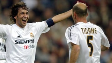 Teammates at the Bernabéu | Raúl and Zidane.