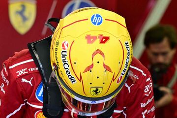 Detalle del casco de Lewis Hamilton.