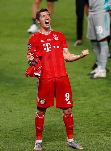 15 goles con el Bayern Munich.