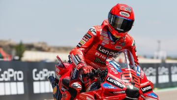 Marc Márquez con la Ducati de MotoGP en el GP De Aragón.