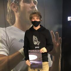 Adam Arvelo, una de las joyas de 'La Fábrica', firma por Stellar Group