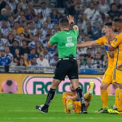Polémica en el Clásico Regio, ¿Era roja para Jorge Rodríguez?