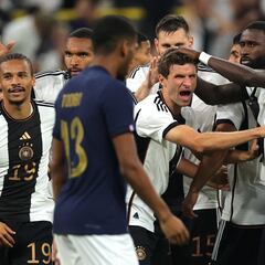 Alemania resurge de sus cenizas