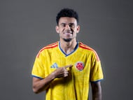 FORT LAUDERDALE, FLORIDA - NOVEMBER 10: Luis Diaz of Colombia poses for a portrait during the FIFA World Cup 2026 Pre-Event Access Day on November 10, 2025 in Fort Lauderdale, Florida. (Photo by Eva Marie Uzcategui - FIFA/FIFA via Getty Images)