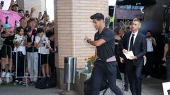 Marco Asensio, upon his arrival at the Helsinki hotel where the Real Madrid expedition stayed to play the European Super Cup.