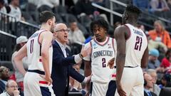 Mar 23, 2023; Las Vegas, NV, USA; UConn Huskies head coach Dan Hurley talks with players against the Arkansas Razorbacks during the first half at T-Mobile Arena. Mandatory Credit: Joe Camporeale-USA TODAY Sports