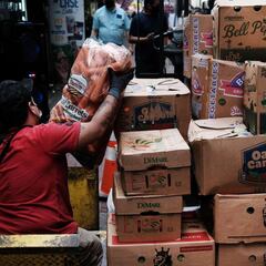 What is the minimum income to qualify for unemployment benefits in Florida?