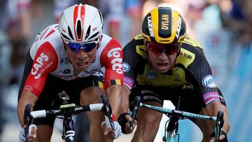 Cycling - Tour de France - The 167-km Stage 11 from Albi to Toulouse - July 17, 2019 - Lotto Soudal rider Caleb Ewan of Australia and Team Jumbo-Visma rider Dylan Groenewegen of the Netherlands finish. REUTERS/Gonzalo Fuentes TPX IMAGES OF THE DAY