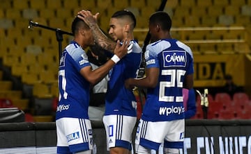 Partidazo en El Campín entre Millonarios y Nacional. El equipo azul fue superior tácticamente a los dirigidos por Osorio