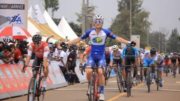 Dujardin se impone en el primer esprint de Ruanda