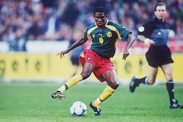 Eto'o debutó con la selección en marzo de 1997 en un partido contra Costa Rica.