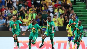 Lisbon (Portugal), 20/06/2023.- Senegal`s Sadio Mane (2-L) celebrates a goal during the intenational friendly soccer match between Brazil and Senegal held at Alvalade Stadium, Lisbon, Portugal, 20 June 2023. (Futbol, Amistoso, Brasil, Lisboa) EFE/EPA/MIGUEL A. LOPES
