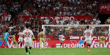 0-1. Fernando en la jugada del primer gol de Rapinha.