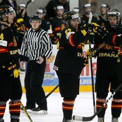 España logra ante México su tercera goleada en el Mundial