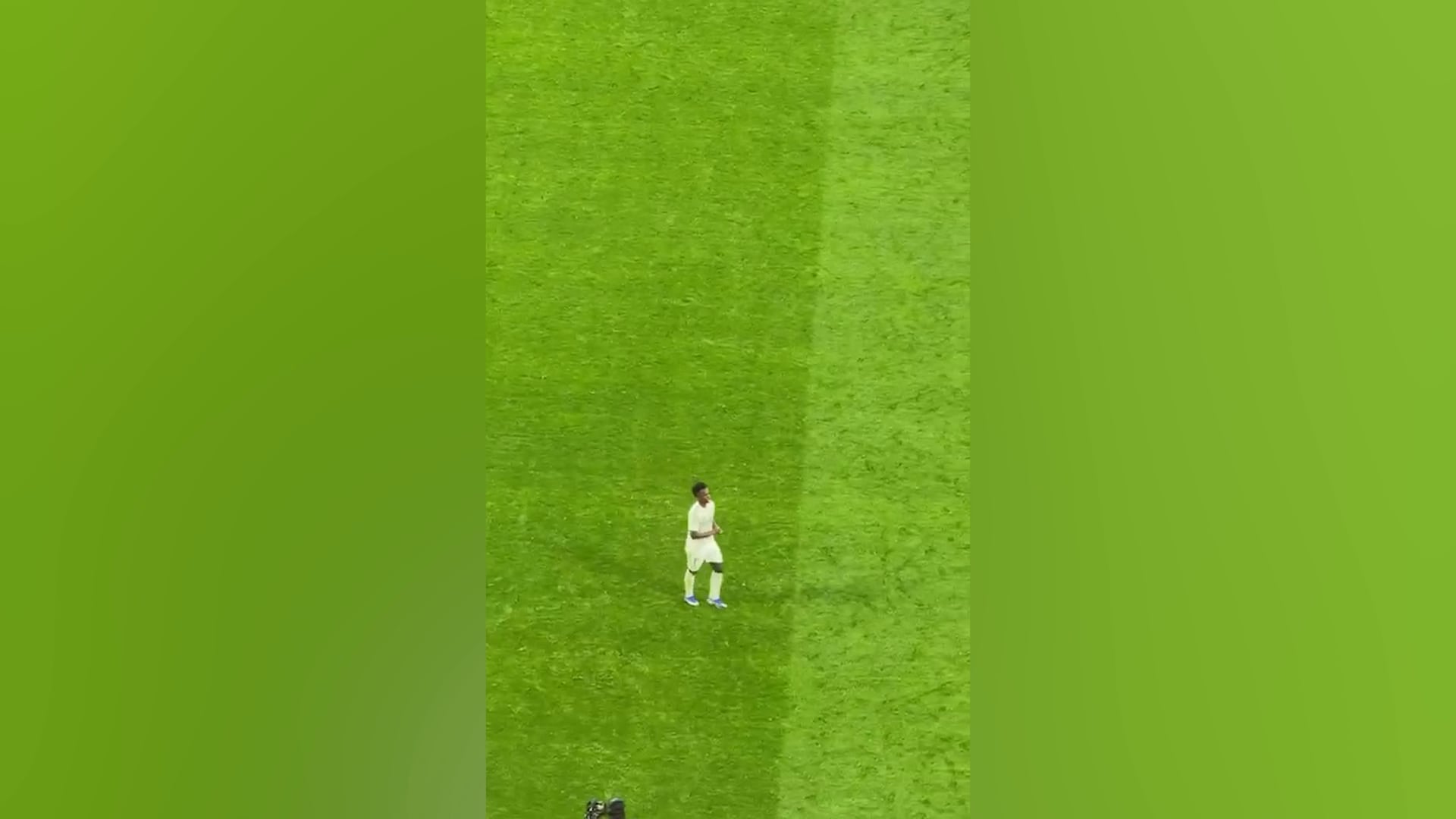 Se va a hablar de ella: la reacción de Vinicius nada más pitar el final tras ser pitado por parte del Bernabéu 2 minutos antes
