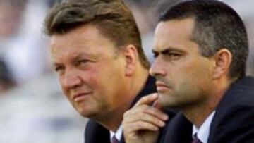 Van Gaal: "Mourinho sólo piensa en ganar y yo, además, en divertir al público"