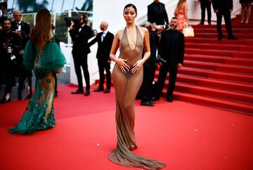 Cindy Kimberly durante la alfombra roja del Festival de Cannes 2023.