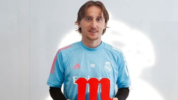 Luka Modric, con su tercer premio consecutivo de Jugador del Mes.