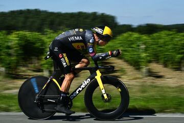 Wout van Aert, durante su conquista de la contrarreloj final del Tour.